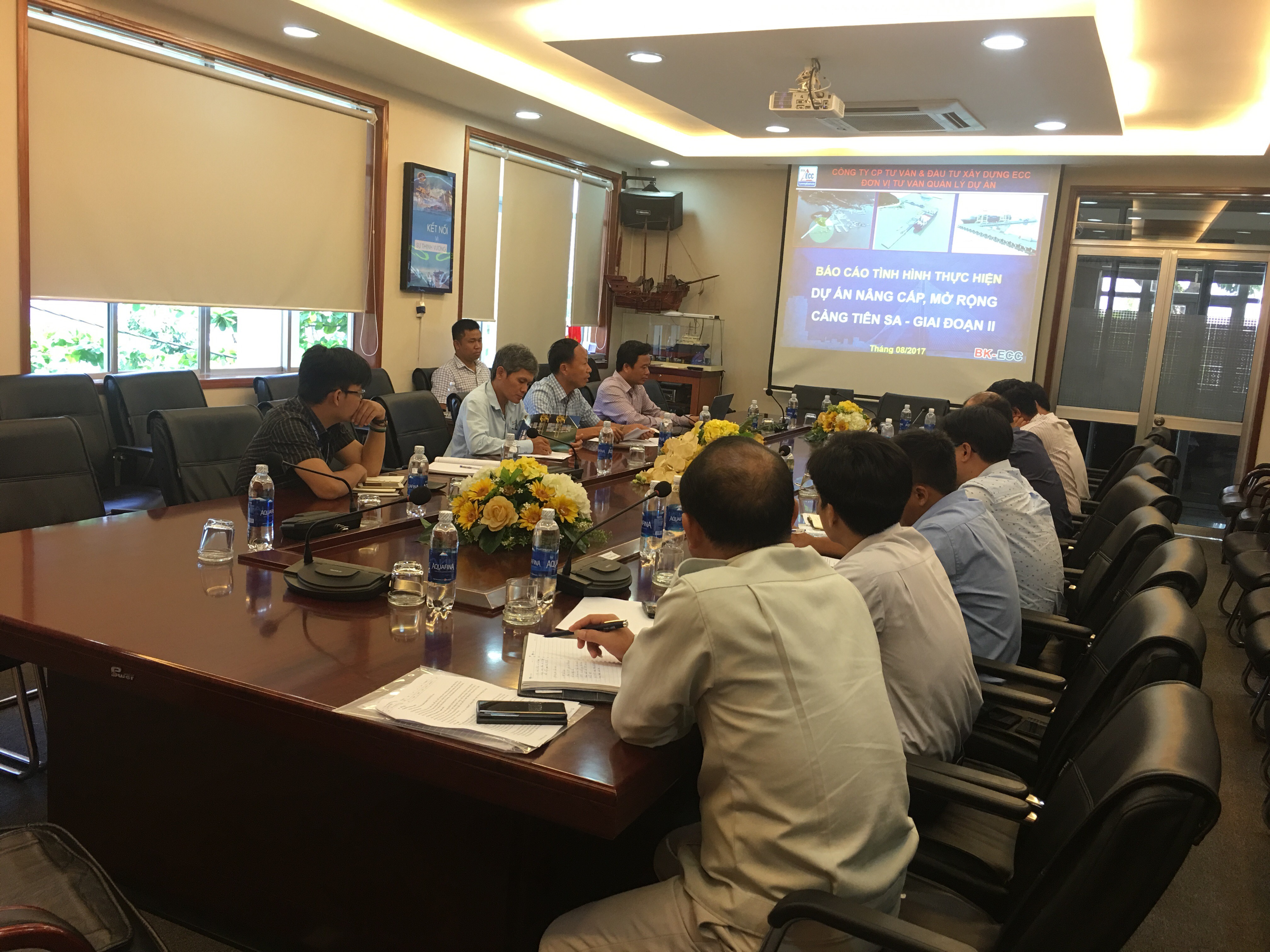 Họp giao ban tháng 7-2017